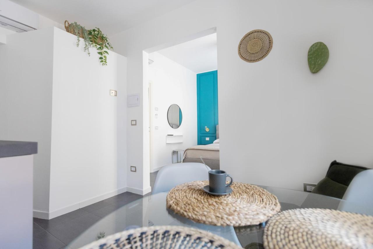 Lena Suite Bari Vecchia Bagian luar foto